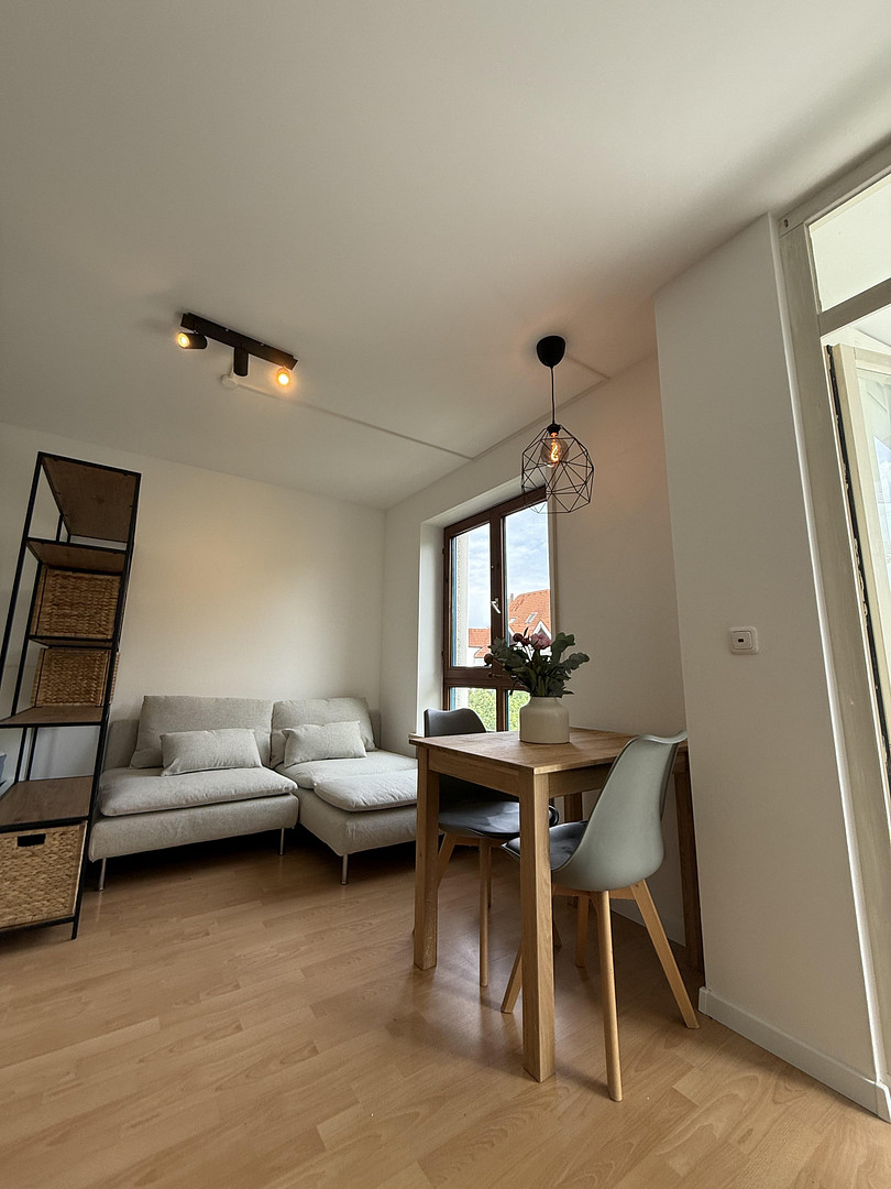 1-Zi.-Wohnung Univiertel, Erstbezug, TG, Loggia, möbliert, inkl. Spül& Waschmaschine, NK & Internet – Josef-Priller-Straße 4, 86159 Augsburg(Universitätsviertel) – Vorschaubild 2