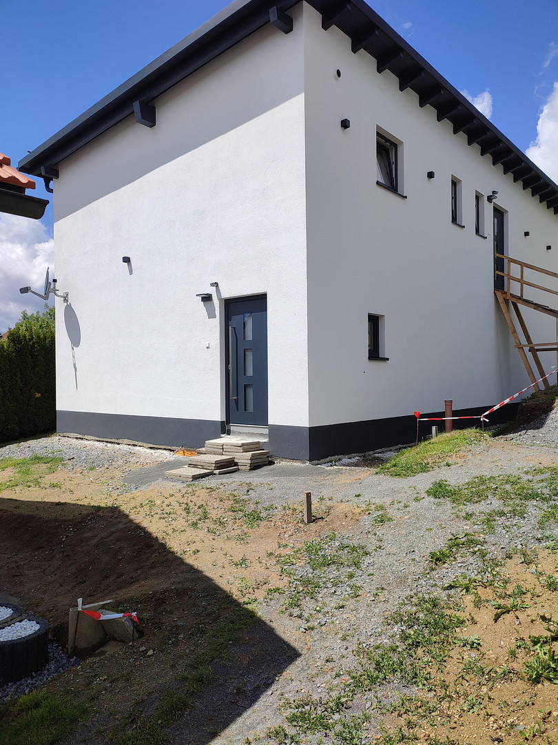 Neubau mit vielseitigen Nutzungsmöglichkeiten in zentraler Lage in Grafenau – Pandurengasse 8, 94481 Grafenau – Vorschaubild 3