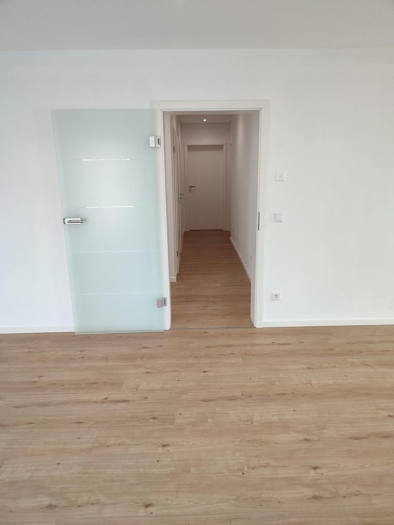 Neubau mit vielseitigen Nutzungsmöglichkeiten in zentraler Lage in Grafenau – Pandurengasse 8, 94481 Grafenau – Vorschaubild 8
