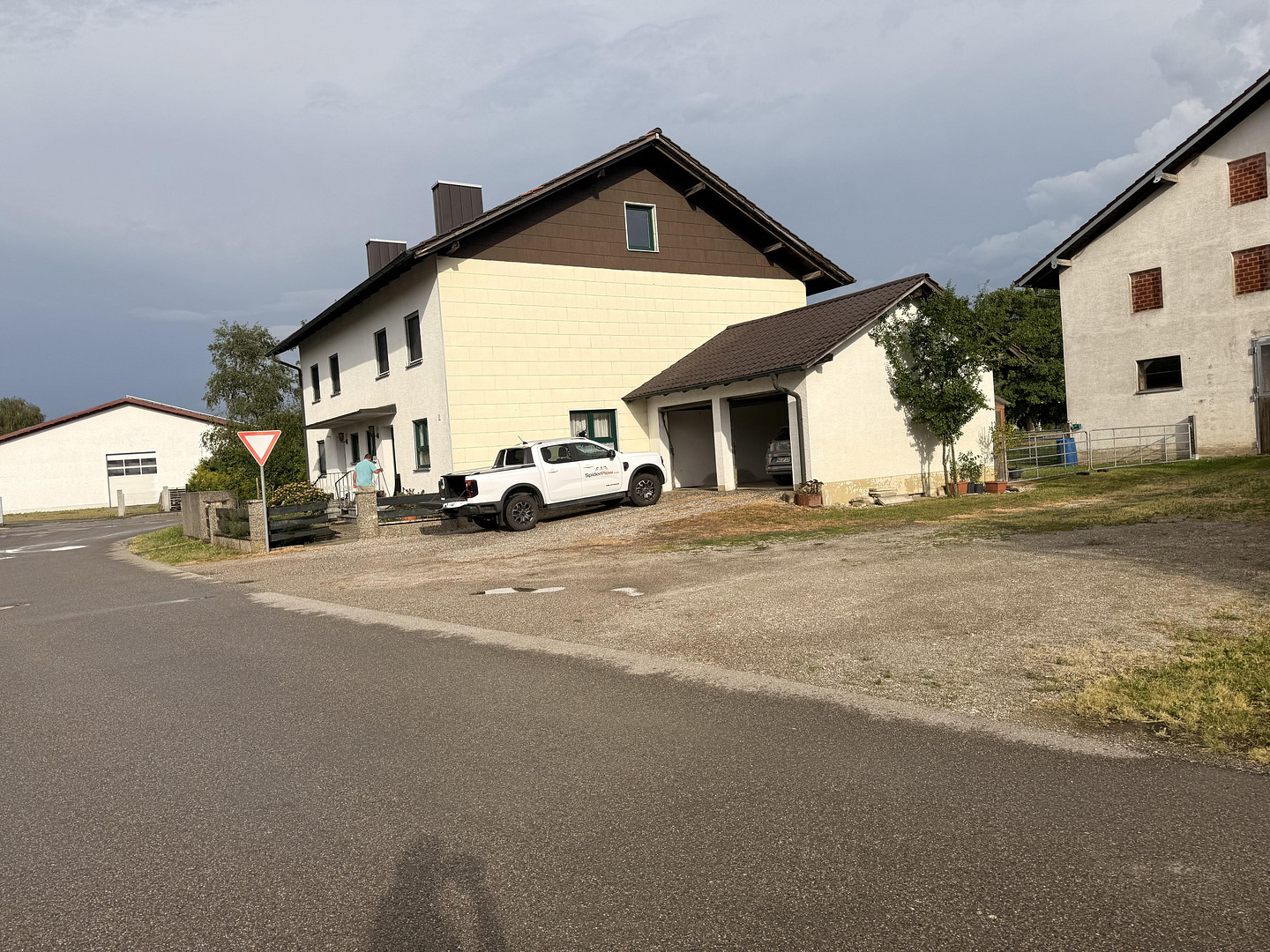 Schöne, gepflegte DHH in Mößling mit viel Platz und Garten – Mühldorf(Mößling) – Vorschaubild 3