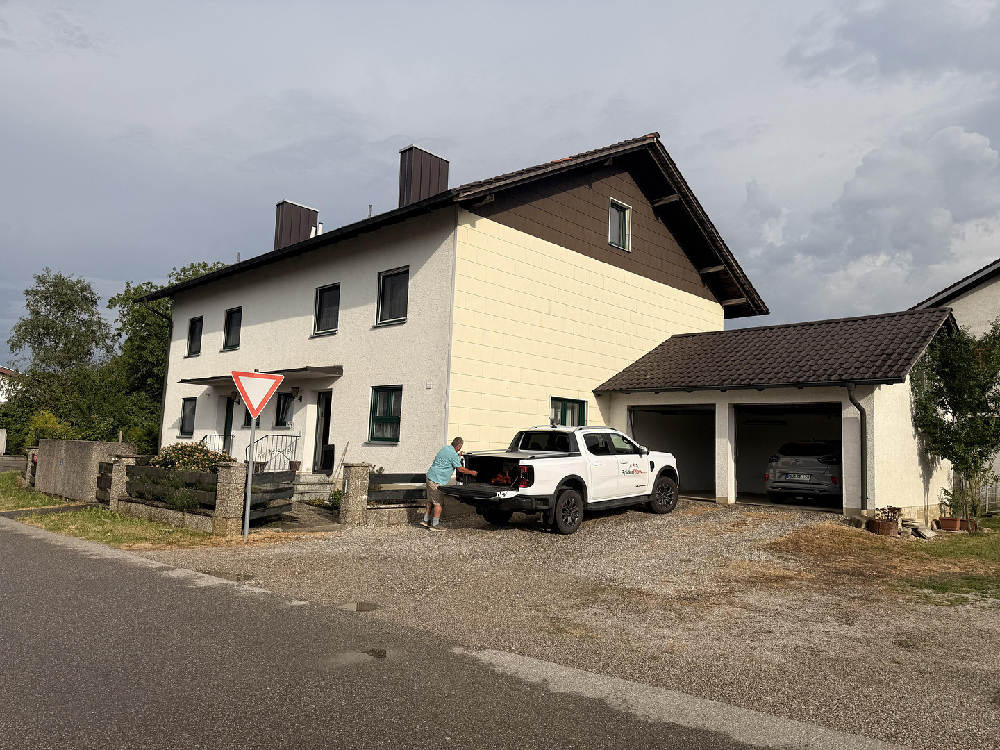 Schöne, gepflegte DHH in Mößling mit viel Platz und Garten – Mühldorf(Mößling) – Vorschaubild 2