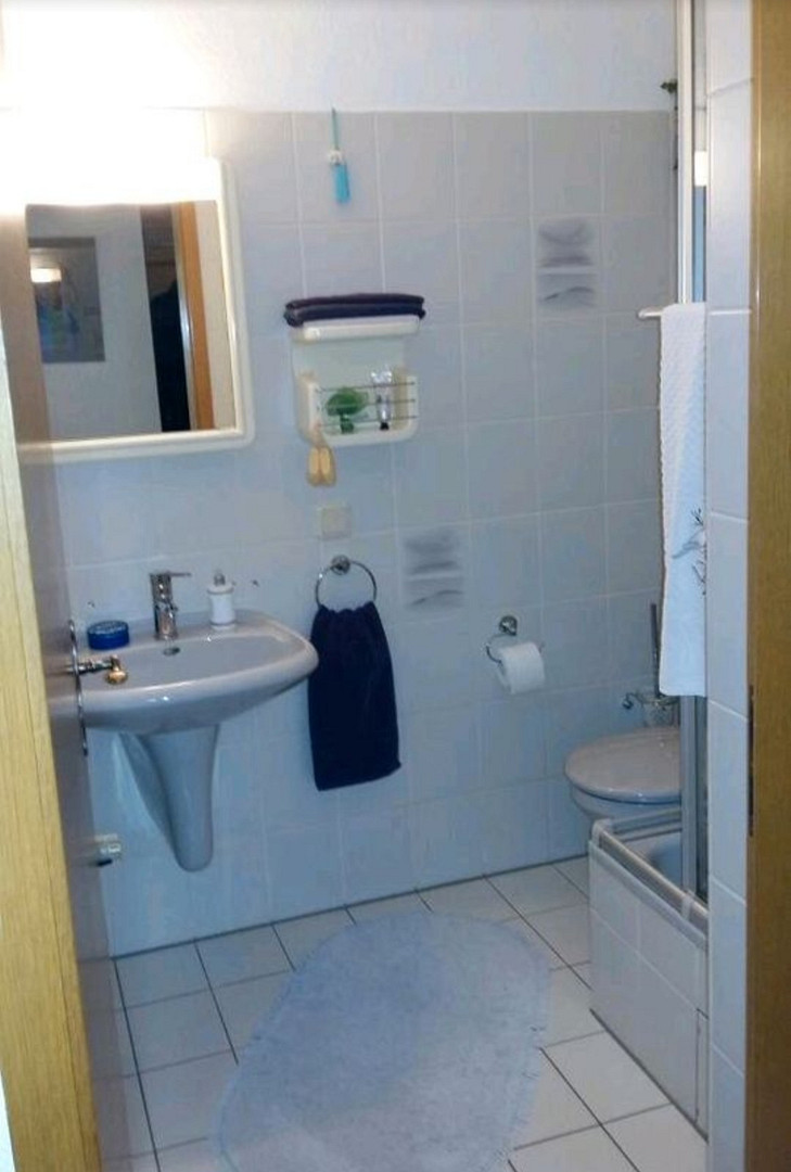 Eigentumswohnung ca. 99Qm, 4 Zimmer, 2 Bäder, Garage, Balkon, Sackgasse, direkt am Wald gelegen – Wuppertal(Elberfeld-West) – Vorschaubild 8