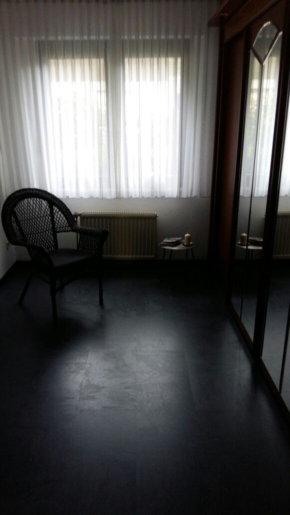 Eigentumswohnung ca. 99Qm, 4 Zimmer, 2 Bäder, Garage, Balkon, Sackgasse, direkt am Wald gelegen – Wuppertal(Elberfeld-West) – Vorschaubild 9