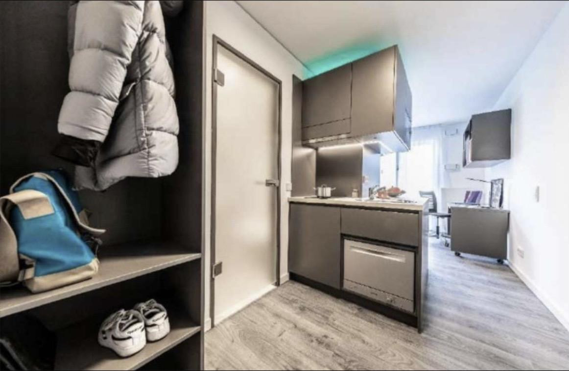 Darmstadt Innenstadt Wohnung zu vermieten, möbliert, nur an Studenten vermietbar – Karlstrasse 57, 64285 Darmstadt – Vorschaubild 4