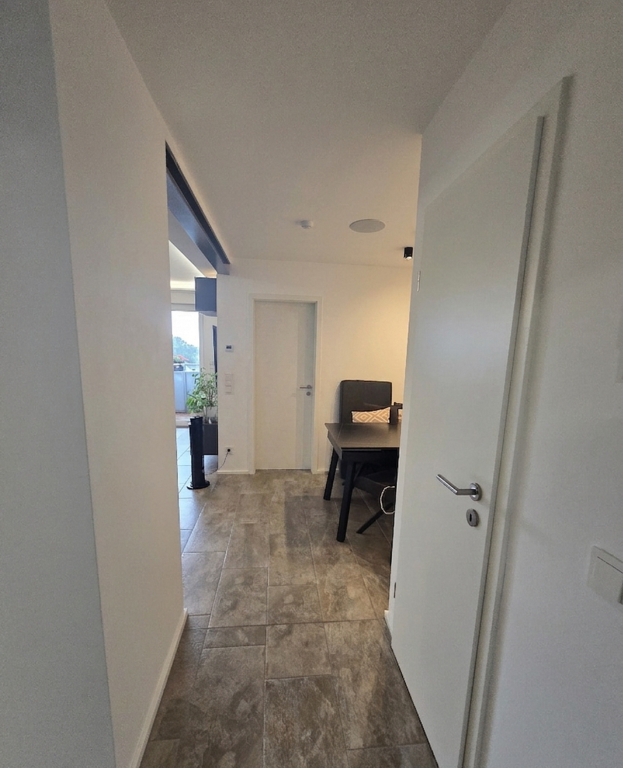 Zentrale Lage & Panorama-Ausblick: Kernsanierte Komfort-Wohnung ohne Makler! – Glashüttenstraße 25, 51143 Köln(Porz) – Vorschaubild 7