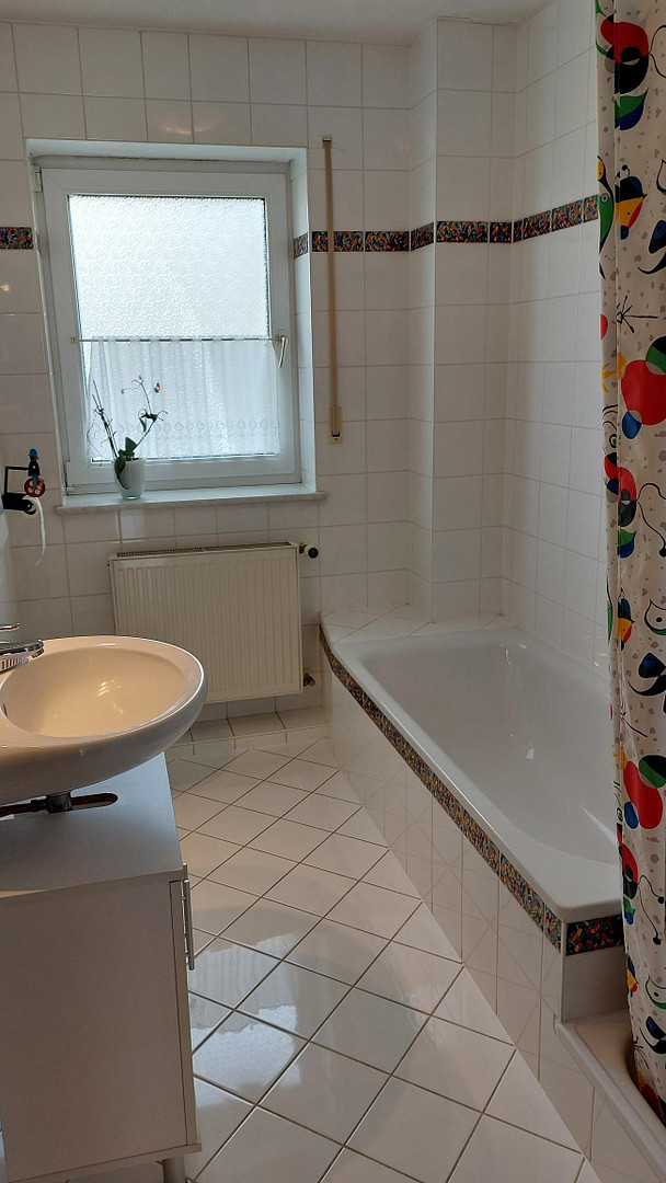 Haus 6 Zimmer 3 Bäder Garage Garten KG-Winkels Südlage – Bad Kissingen – Vorschaubild 10