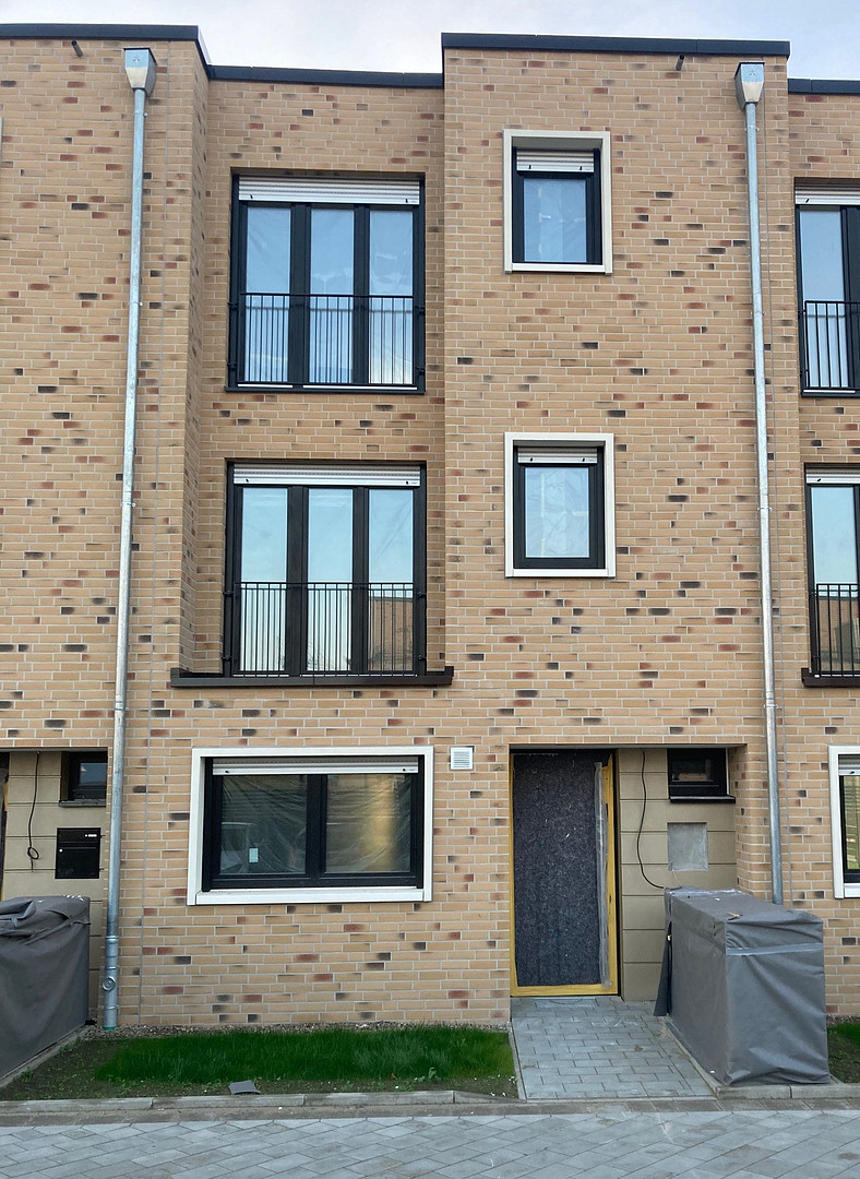 Neuwertiges Reihenhaus mit 5 Zimmern im Landwehrviertel - mit Garten und Dachterrasse – Osnabrück – Vorschaubild 2