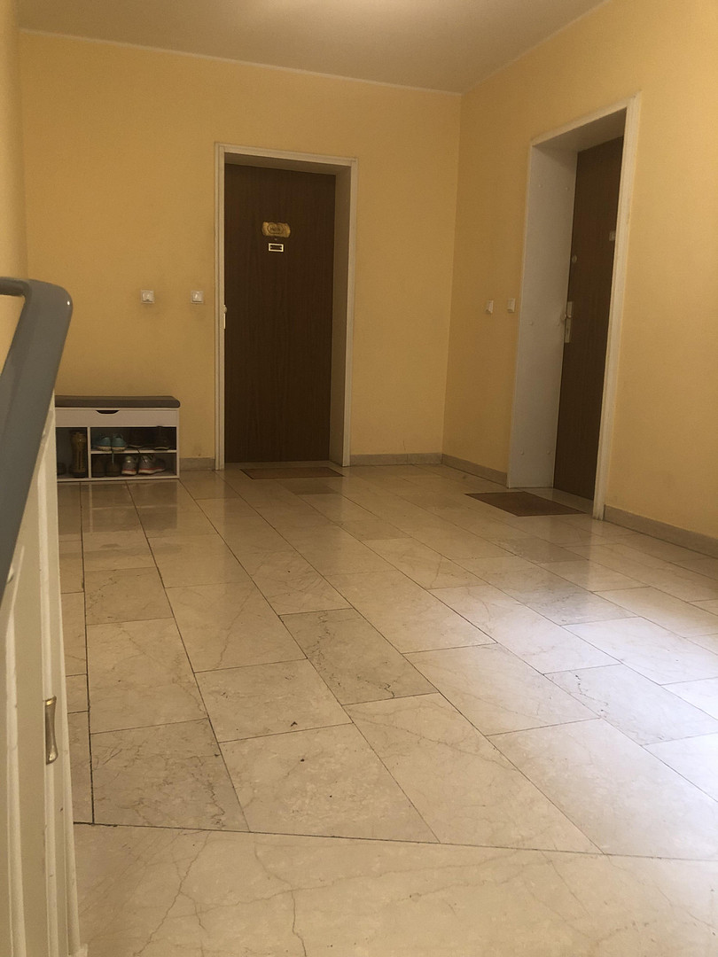 Helle 2-Zimmer-Wohnung, ruhige Lage in Moosach, Balkon mit Blick ins Grüne, möbliert übernehmbar – 80992 München(Moosach) – Vorschaubild 4