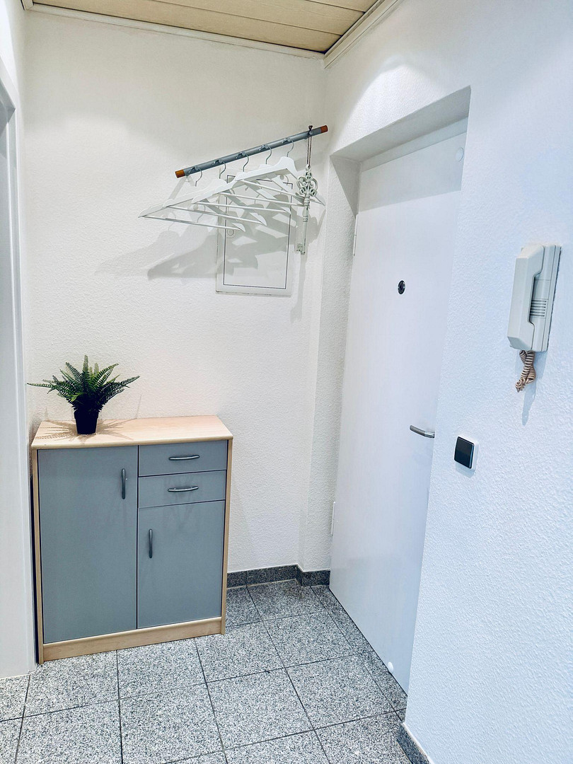 Provisionsfrei: Teilmöbliertes Apartment mit Loggia + Tandemgarage optional in Toplage Stuttgart Süd – Immenhofer Straße 1, 70180 Stuttgart(Süd) – Vorschaubild 4