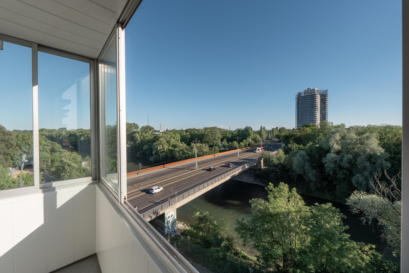 WOHNEN AM LECH: HOCHWERTIG SANIERTE 4-ZIMMER WOHNUNG - BEZUGSFREI & OHNE MAKLERPROVISON – Lützowstraße 3, 86167 Augsburg Lechhausen(Lechhausen) – Vorschaubild 14