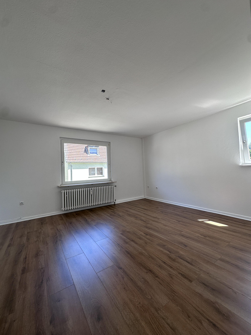 Frisch renovierte 2,5 Raum-Wohnung in Oberhausen-Dümpten – Feldmannstr. 85, 46045 Oberhausen(Dümpten) – Vorschaubild 8