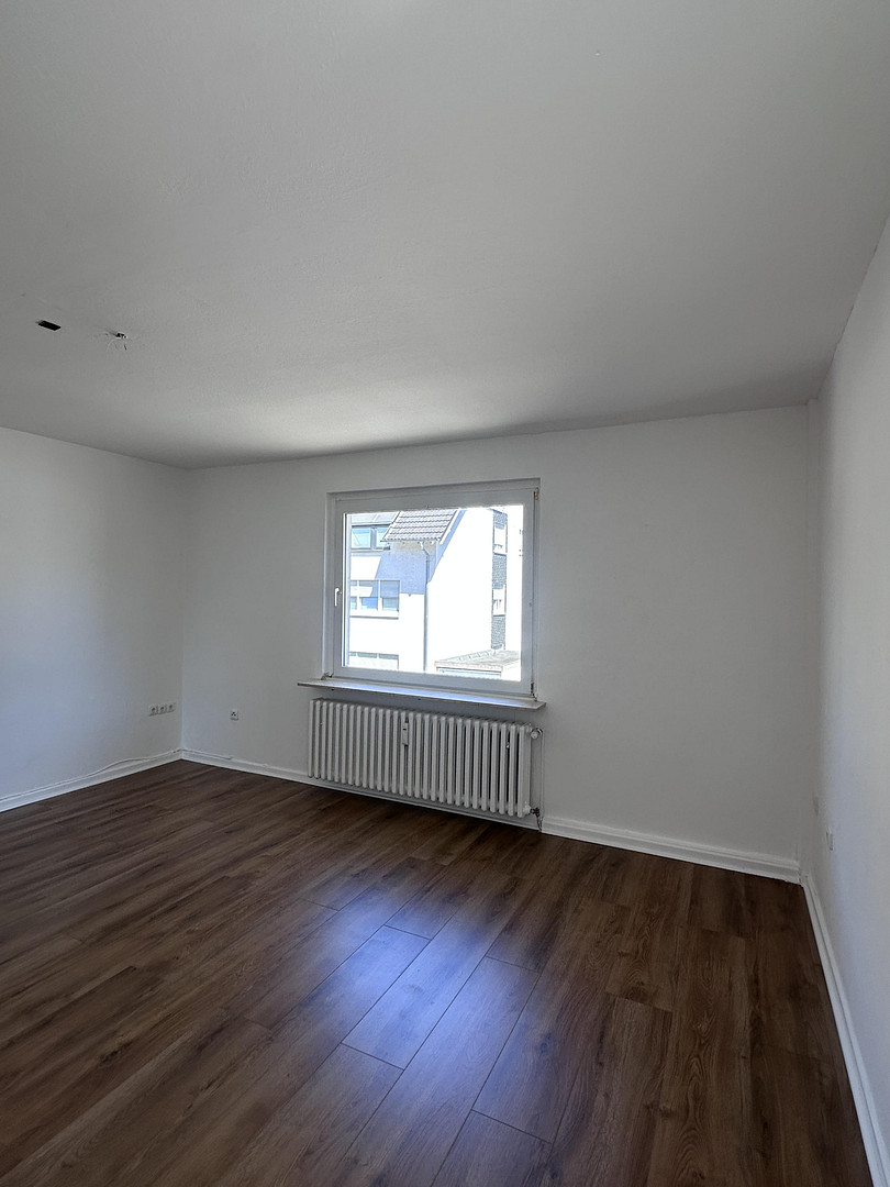 Frisch renovierte 2,5 Raum-Wohnung in Oberhausen-Dümpten – Feldmannstr. 85, 46045 Oberhausen(Dümpten) – Vorschaubild 7