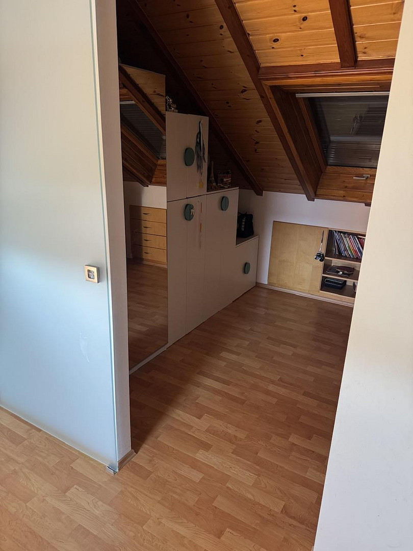 Vielseitiges Dreifamilienhaus in Top-Lage von Graben-Neudorf (OT Neudorf) – Graben-Neudorf(Neudorf) – Vorschaubild 21