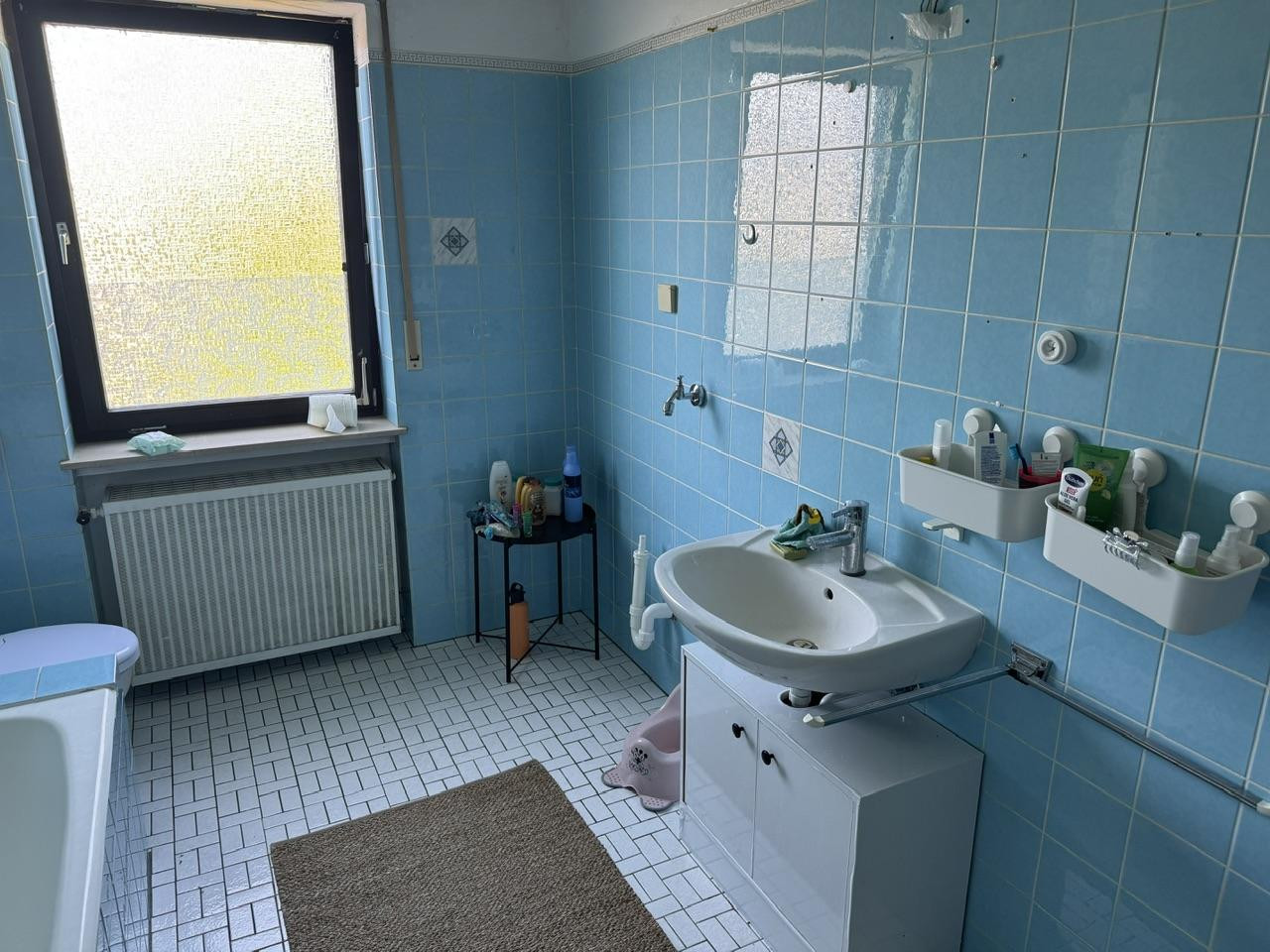 Vielseitiges Dreifamilienhaus in Top-Lage von Graben-Neudorf (OT Neudorf) – Graben-Neudorf(Neudorf) – Vorschaubild 33