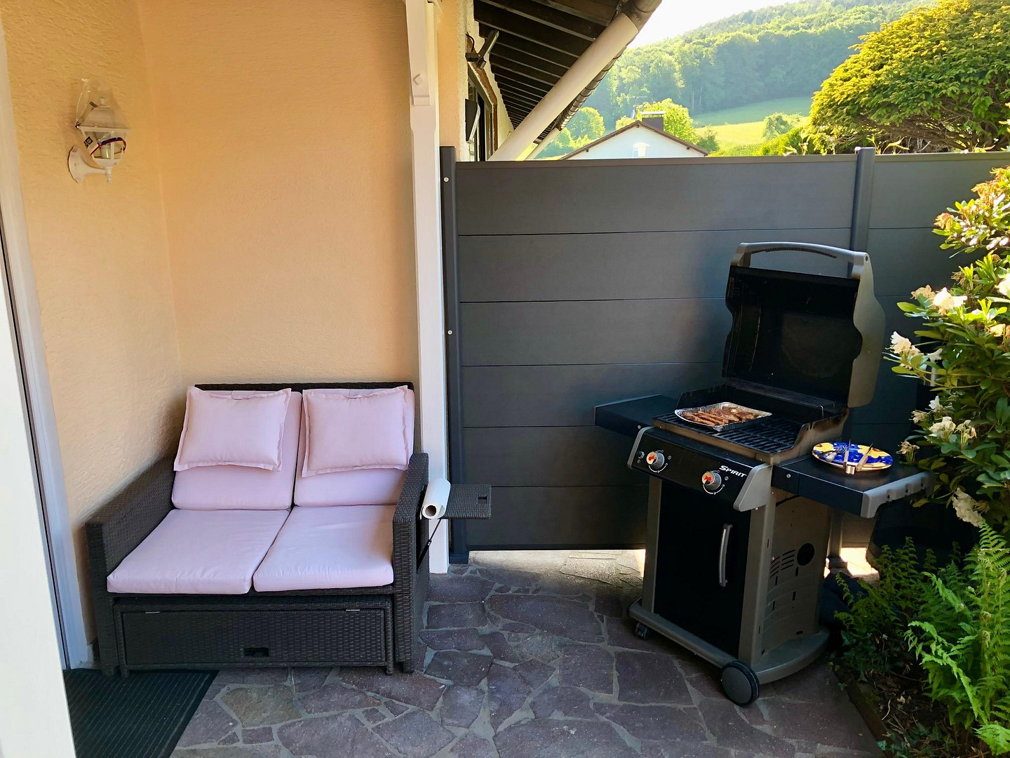Ganzes Haus mit Einliegerwohnung, zwei Küchen und Wallbox für Ihr E-Auto – Am Sonnenberg 1, 64753 Brombachtal(Langenbrombach) – Vorschaubild 8