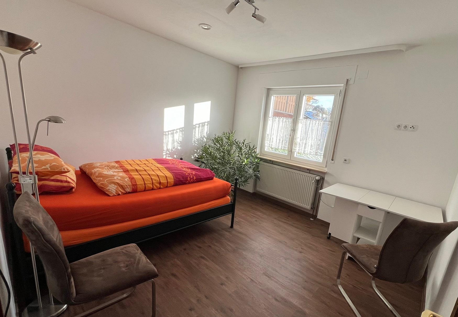 Ganzes Haus mit Einliegerwohnung, zwei Küchen und Wallbox für Ihr E-Auto – Am Sonnenberg 1, 64753 Brombachtal(Langenbrombach) – Vorschaubild 10