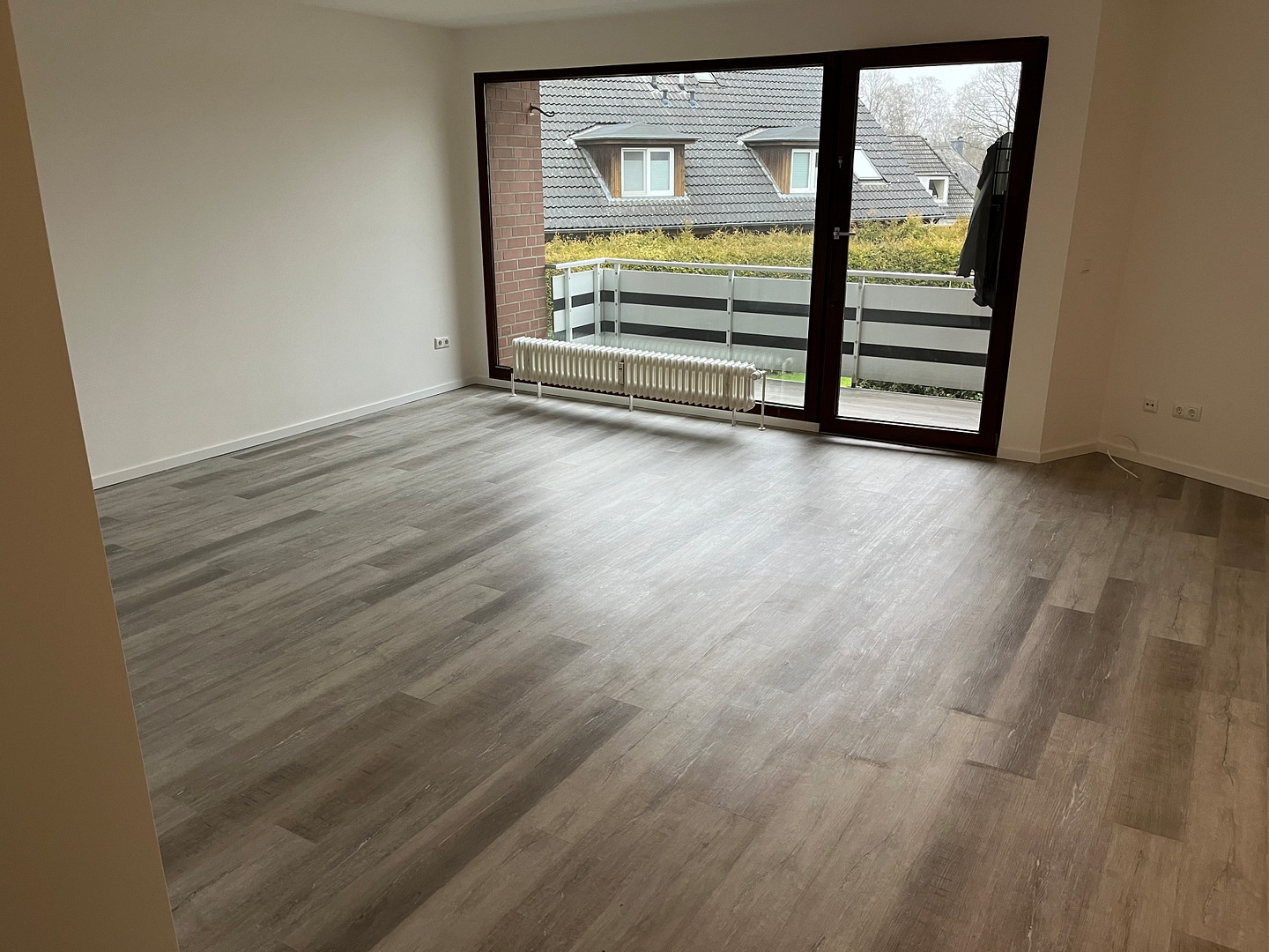Sasel, schöne 4 Zimmerwohnung mit Tiefgarage in zentraler Lage – Schönsberg 1a, 22395 Hamburg(Sasel) – Vorschaubild 15
