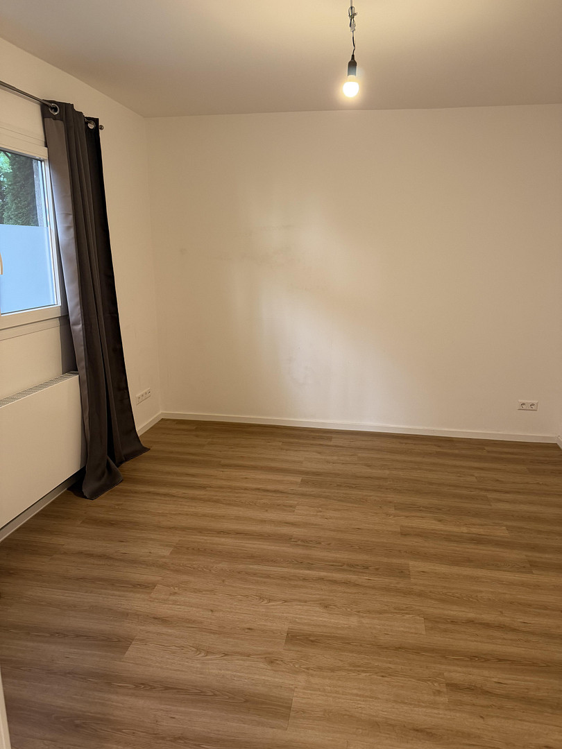 Ruhige Altbauwohnung mit eigenem Grün – Paulusstr. 22/1, 70197 Stuttgart(West) – Vorschaubild 2