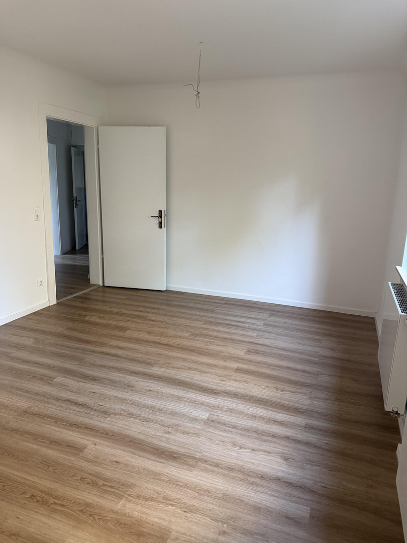 Ruhig & lichtdurchflutet – Altbau-Wohnung im Hinterhof – Paulusstr. 22/1, 70197 Stuttgart(West) – Vorschaubild 2