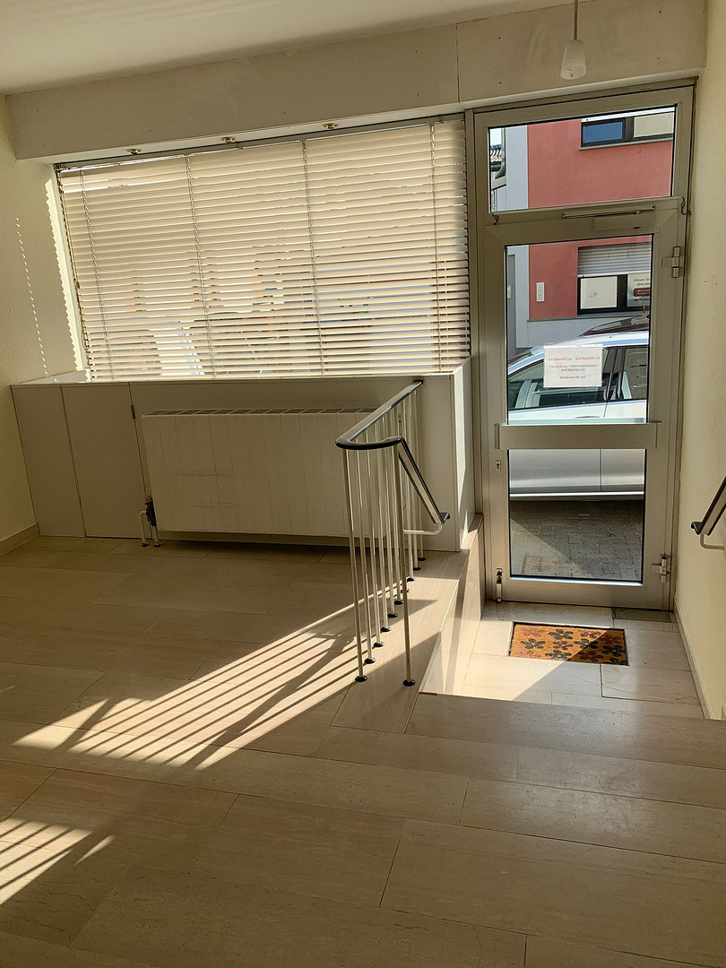 Mehrfamilienhaus mit Gewerberäumen in zentraler Lage von Mainz-Kostheim PROVISIONSFREI – Wiesbaden(Mainz-Kostheim) – Vorschaubild 4