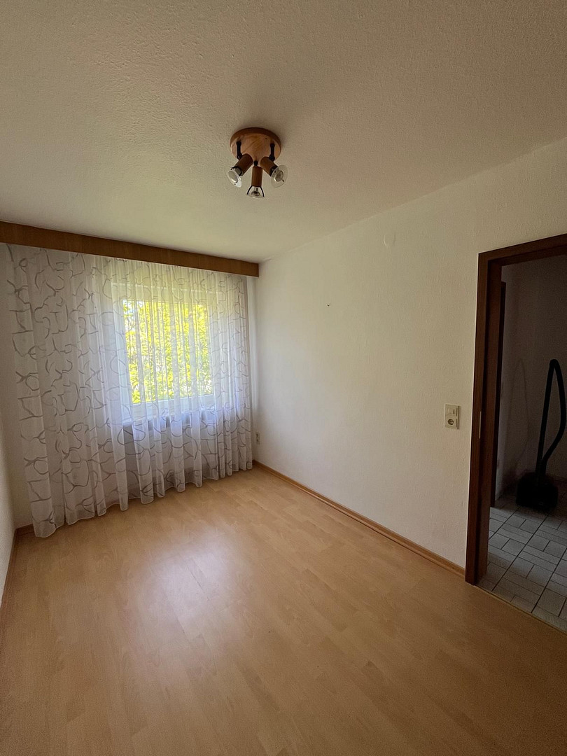 Mehrfamilienhaus mit Gewerberäumen in zentraler Lage von Mainz-Kostheim PROVISIONSFREI – Wiesbaden(Mainz-Kostheim) – Vorschaubild 8