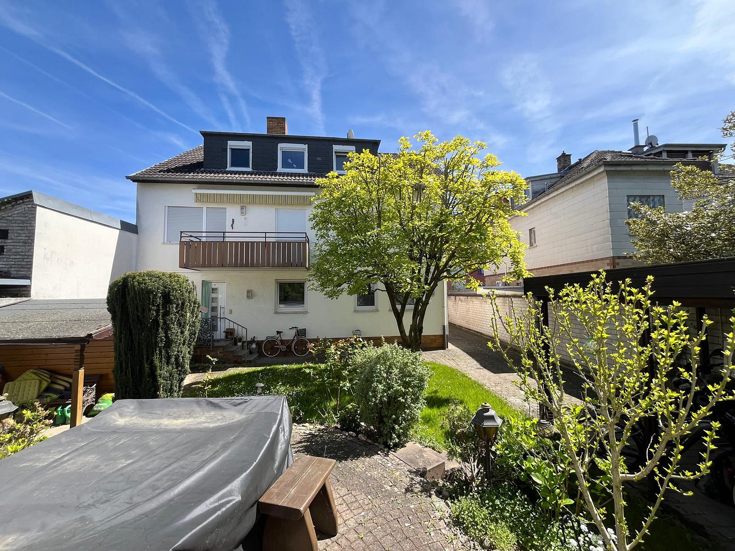 Mehrfamilienhaus mit Gewerberäumen in zentraler Lage von Mainz-Kostheim PROVISIONSFREI – Wiesbaden(Mainz-Kostheim) – Vorschaubild 2