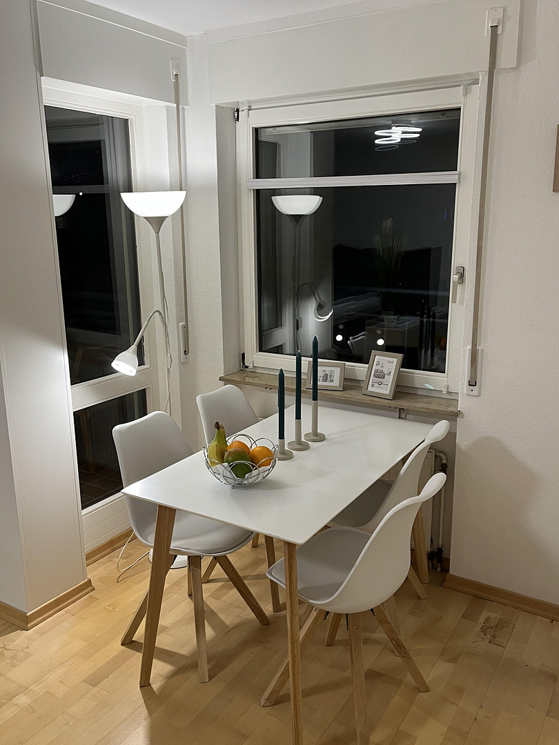möblierte, sehr schöne 1,5 Zimmerwohnung in zentraler Innenstadtlage – D3, 1 undefined – Vorschaubild 2