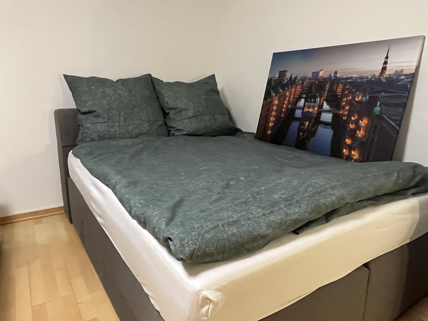 möblierte, sehr schöne 1,5 Zimmerwohnung in zentraler Innenstadtlage – D3, 1 undefined – Vorschaubild 4