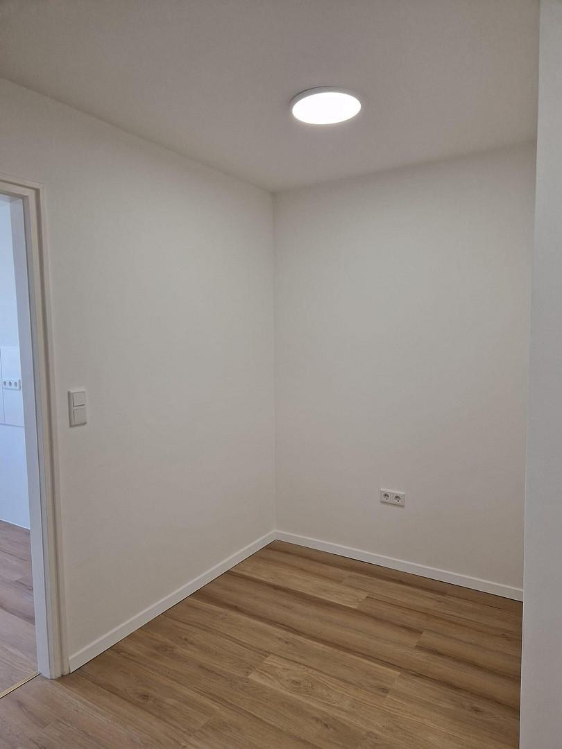 Neu Renovierte 2 Zimmer Wohnung mit Balkon – Alte Reutstraße 58, 90765 Fürth – Vorschaubild 8