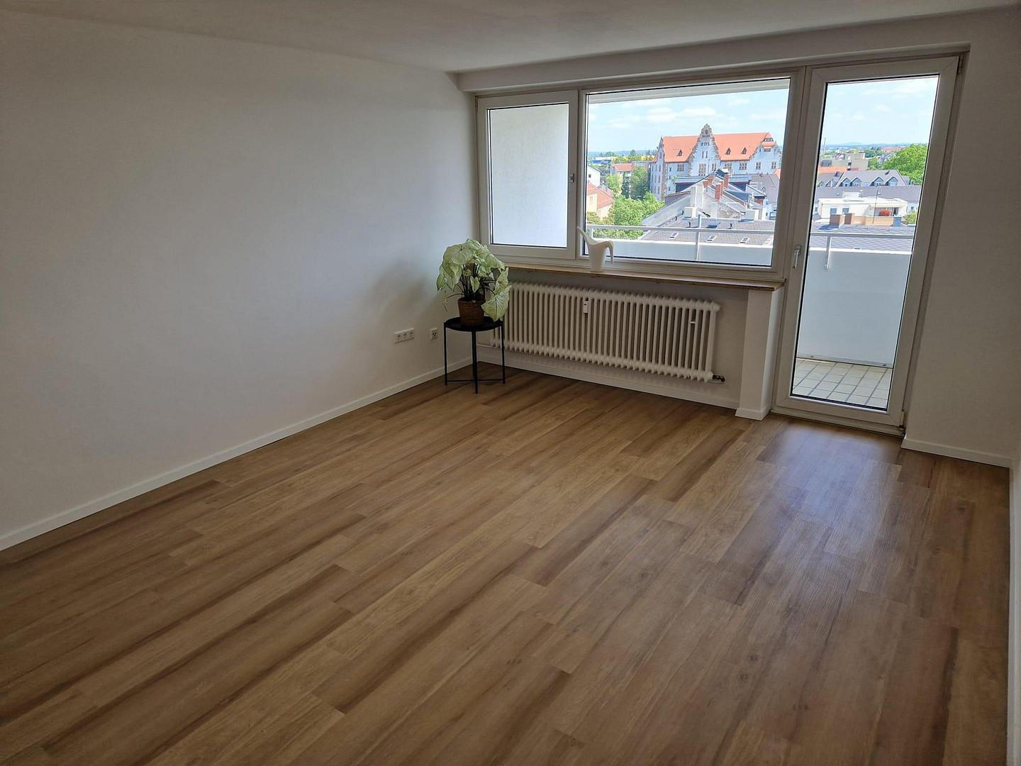 Neu Renovierte 2 Zimmer Wohnung mit Balkon – Alte Reutstraße 58, 90765 Fürth – Vorschaubild 2