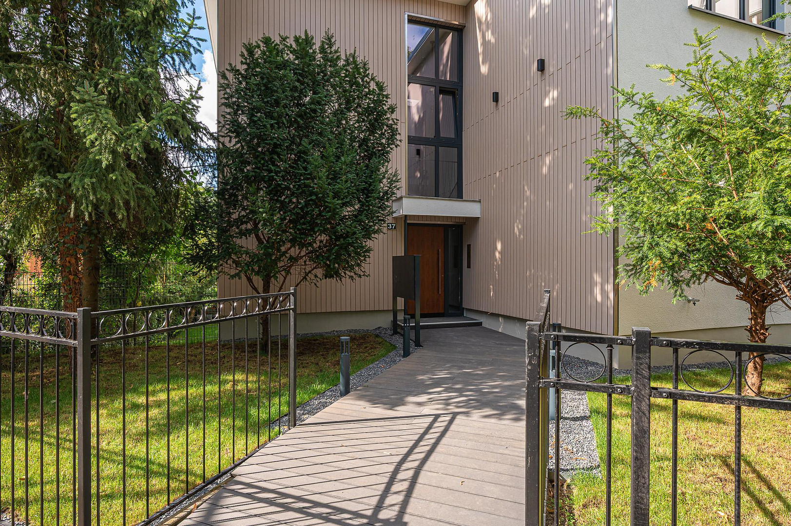Dachwohnung - Erstbezug nach Renovierung - Grün und Zentral – Leydenallee 37, 12167 Berlin(Steglitz) – Vorschaubild 3