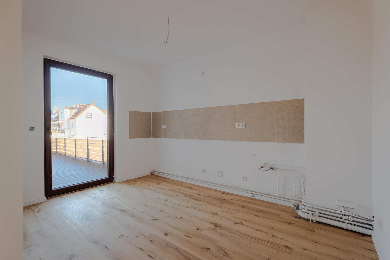 Traumhafte Dachterrasse: Sanierte 2-Zimmerwohnung – Föhrenstraße 27, 28207 Bremen(Hemelingen) – Vorschaubild 4