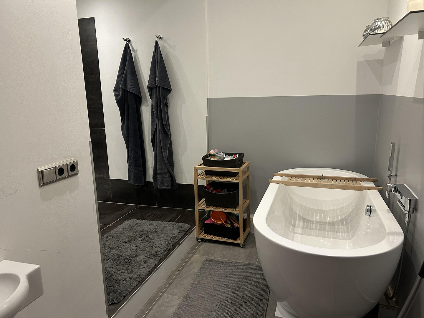 Besondere Kapitalanlage mit Eigennutzungsoption – Haus-im-Haus und fünf Mietwohnungen – Gustav Heinemann Str 3, 41352 Korschenbroich – Vorschaubild 20