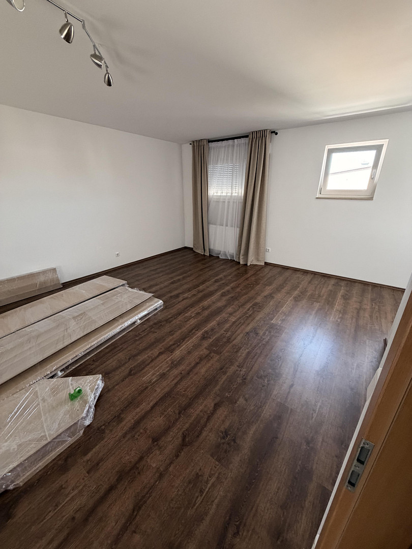 Modernes Reihenmittelhaus in begehrter Wohnlage „Parkside“ in Feucht – Marsweg 17, 90537 Feucht – Vorschaubild 4