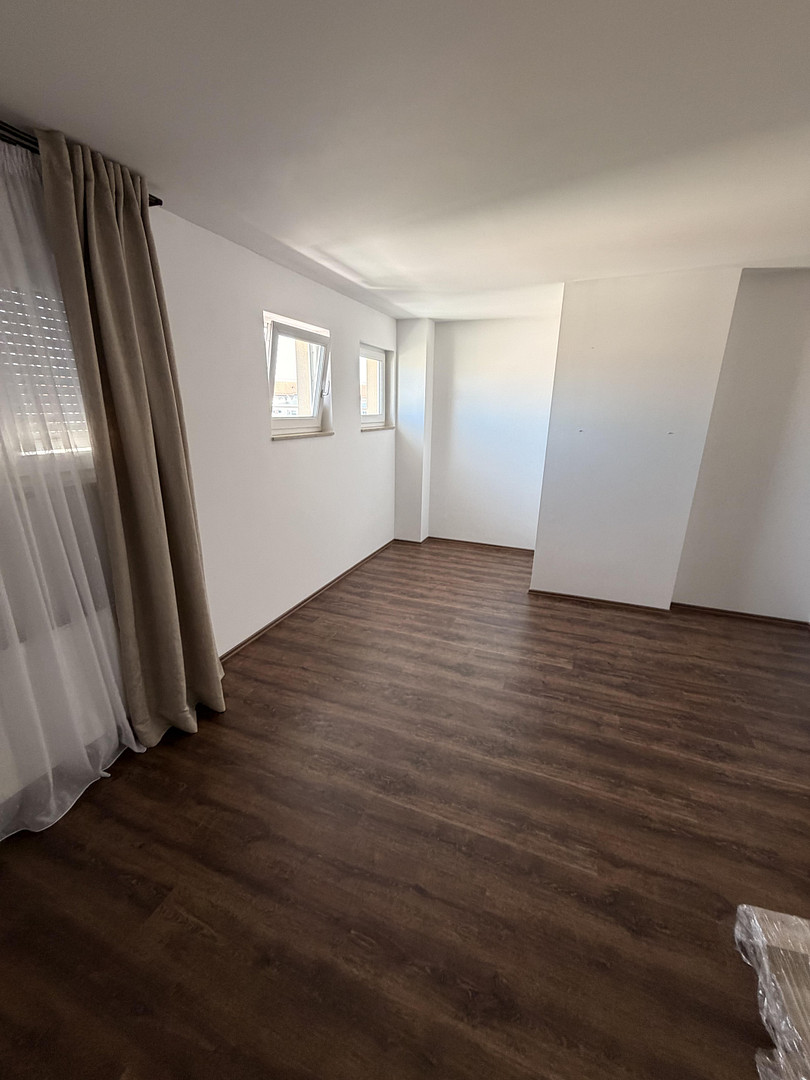 Modernes Reihenmittelhaus in begehrter Wohnlage „Parkside“ in Feucht – Marsweg 17, 90537 Feucht – Vorschaubild 3