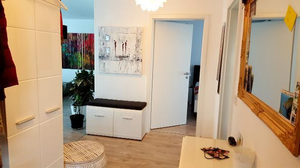 Schöne Wohnung, 2 Zimmer, Küche, Bad, Stellplatz – Ingolstadt – Vorschaubild 11