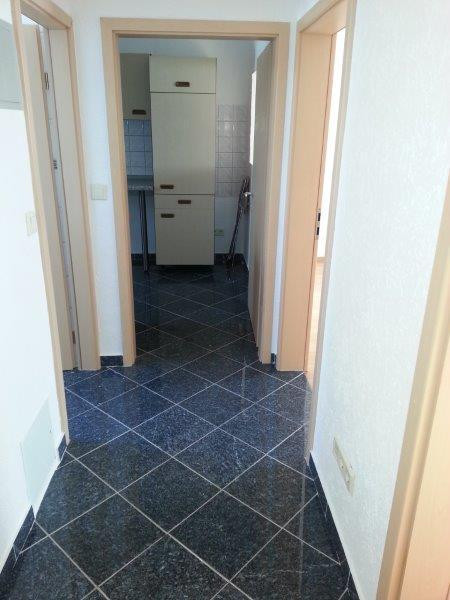 Kapitalanage oder Selbstnutzung: 2,5-Zimmer-Dachgeschosswohnung in Stuttgart (Ohne Makler) – Stuttgart(Bad Cannstatt) – Vorschaubild 6