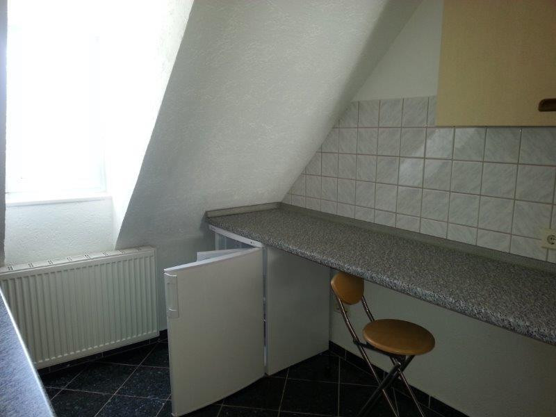Kapitalanage oder Selbstnutzung: 2,5-Zimmer-Dachgeschosswohnung in Stuttgart (Ohne Makler) – Stuttgart(Bad Cannstatt) – Vorschaubild 9