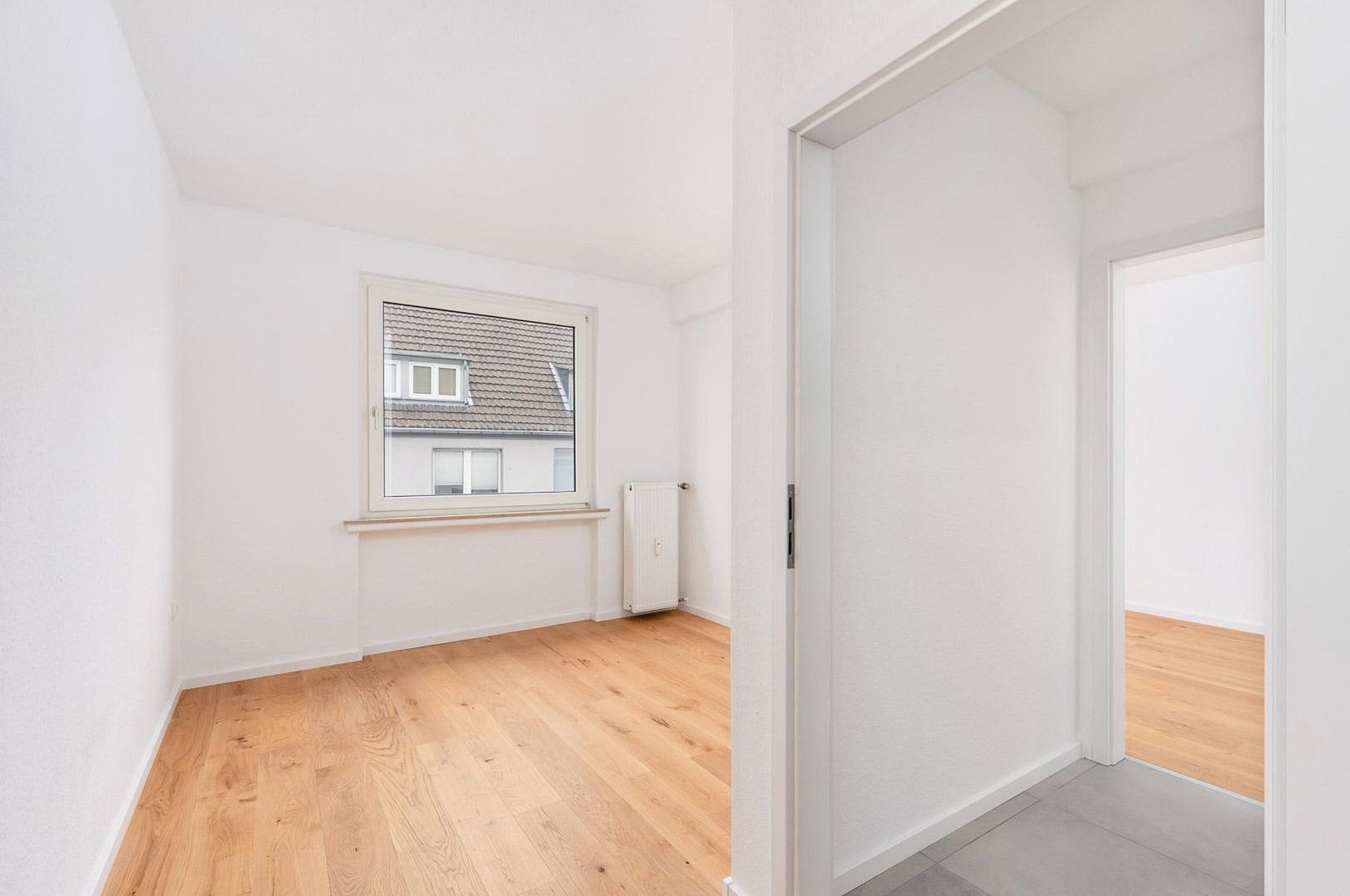 2,5 Zimmer mit Balkon - sofort einziehen oder vermieten – Düsseldorf(Rath) – Vorschaubild 4