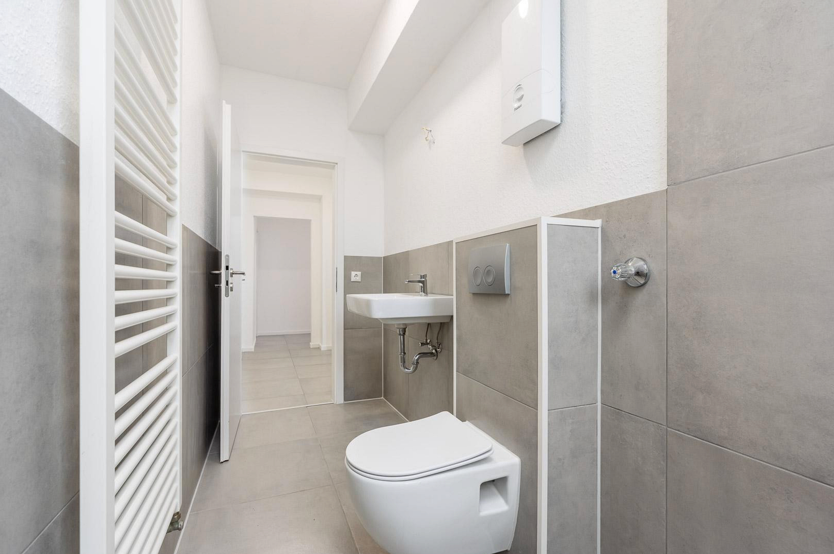 2,5 Zimmer mit Balkon - sofort einziehen oder vermieten – Düsseldorf(Rath) – Vorschaubild 8