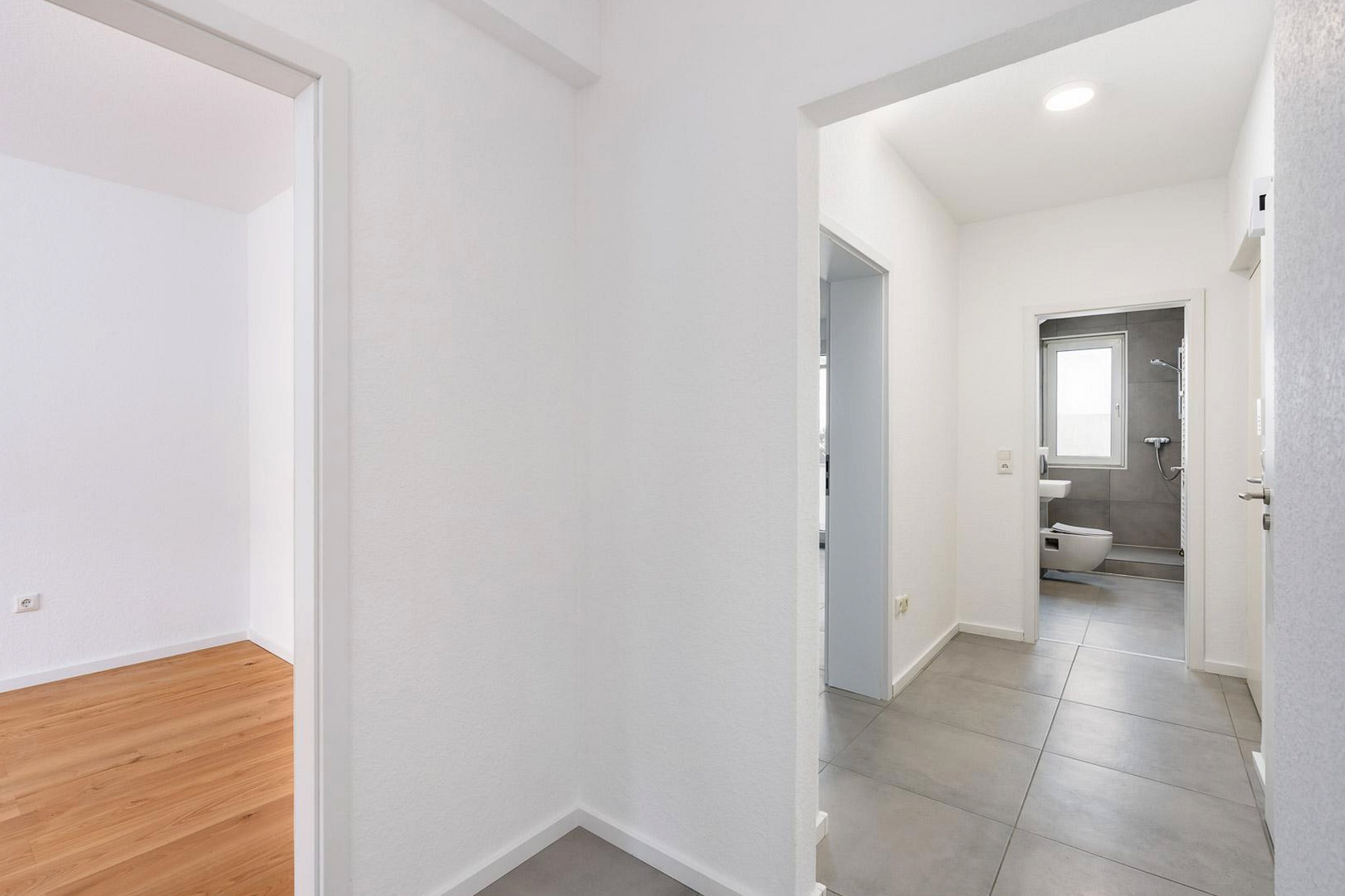 2,5 Zimmer mit Balkon - sofort einziehen oder vermieten – Düsseldorf(Rath) – Vorschaubild 5
