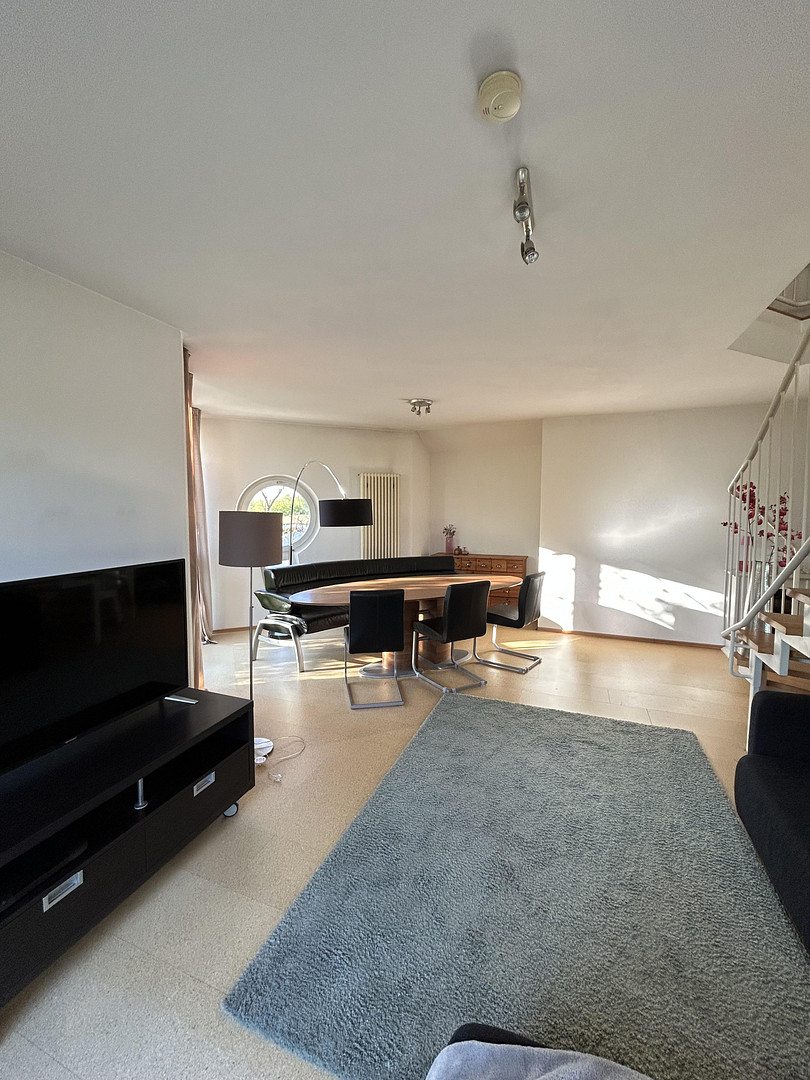 Charmante 3-Zimmer-Maisonettewohnung mit besonderem Wohngefühl in Erlangen-Büchenbach – Erlangen(Büchenbach) – Vorschaubild 2