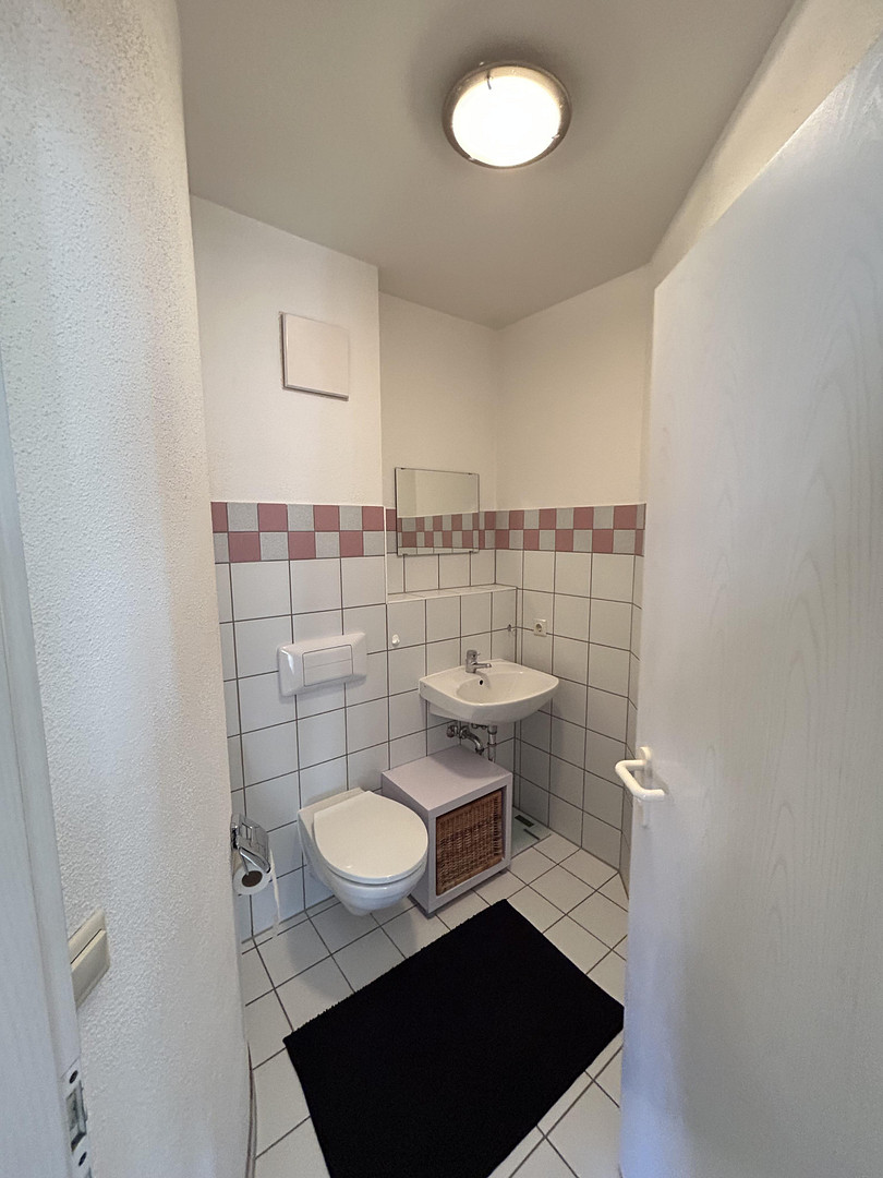 Charmante 3-Zimmer-Maisonettewohnung mit besonderem Wohngefühl in Erlangen-Büchenbach – Erlangen(Büchenbach) – Vorschaubild 7