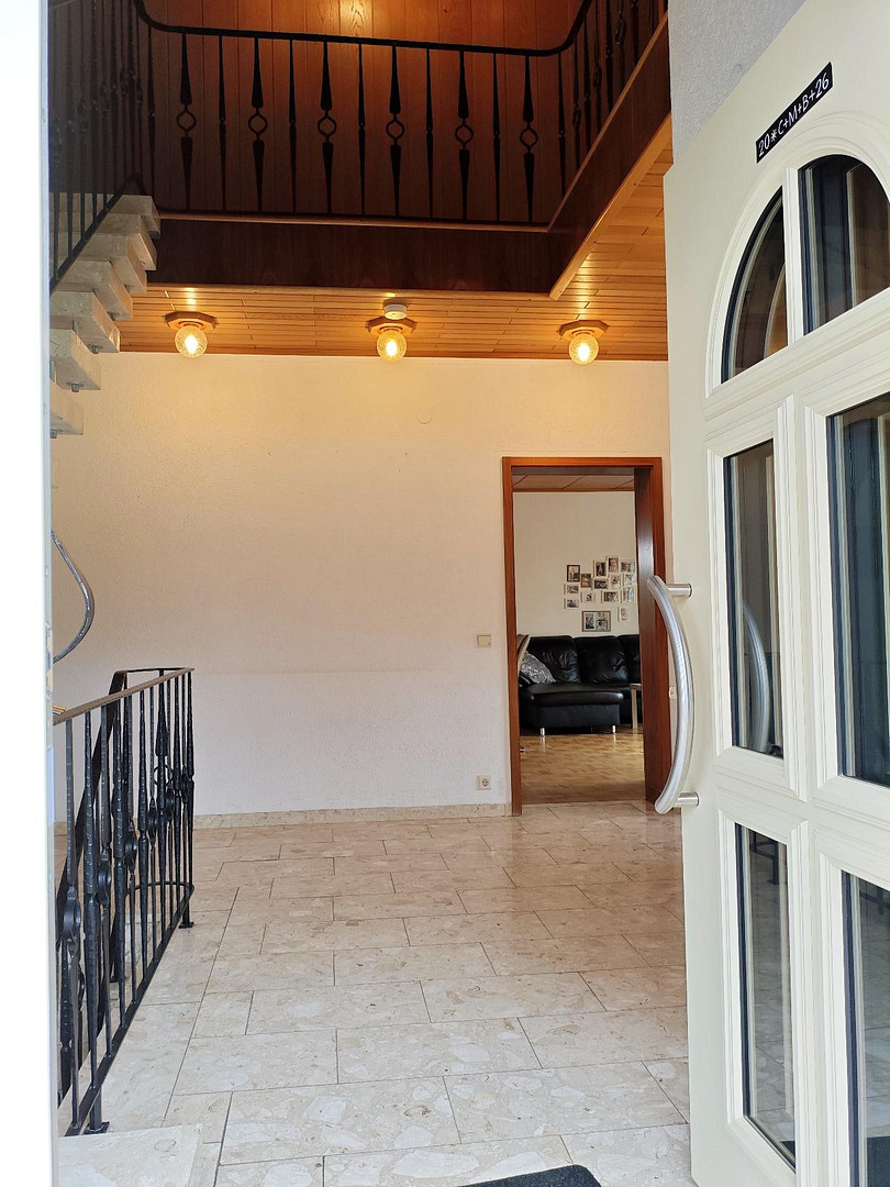 Charmantes Einfamilienhaus mit großem Garten, Wintergarten, Terrasse, Garage und modernisiertem Bad – Schulstraße 4, 56566 Neuwied(Heimbach-Weis) – Vorschaubild 6