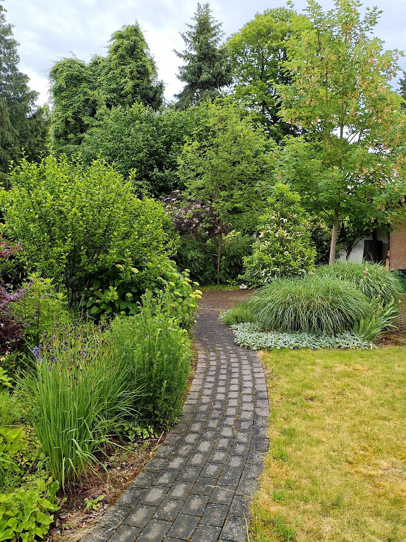 Charmantes Einfamilienhaus mit großem Garten, Wintergarten, Terrasse, Garage und modernisiertem Bad – Schulstraße 4, 56566 Neuwied(Heimbach-Weis) – Vorschaubild 14