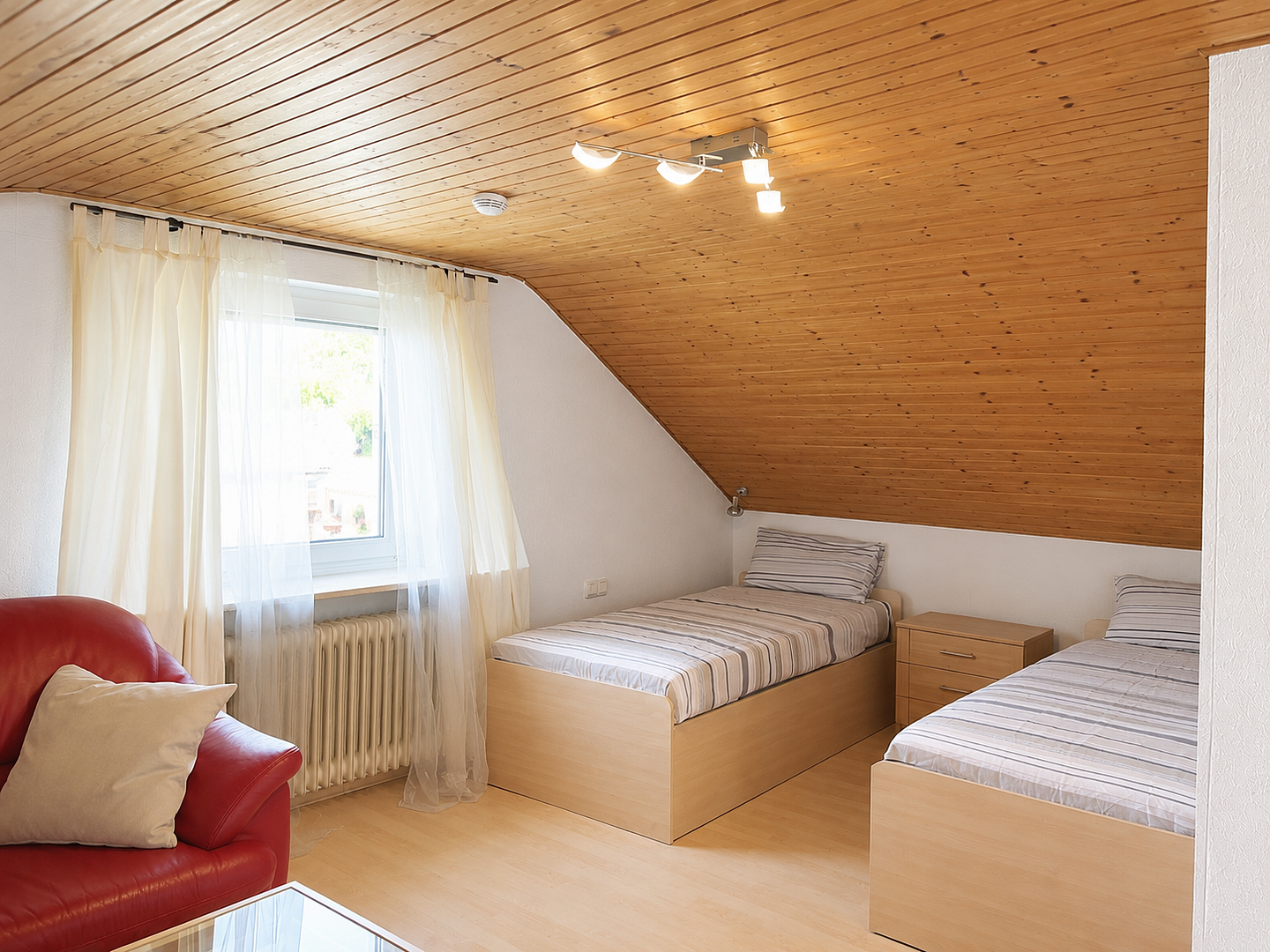 Gepflegtes freistehendes Einfamilienhaus mit Garten & Wintergarten – Fürth-Unterfarrnbach – Rosenstockweg 1, 90766 Fürth(Unterfarrnbach) – Vorschaubild 19