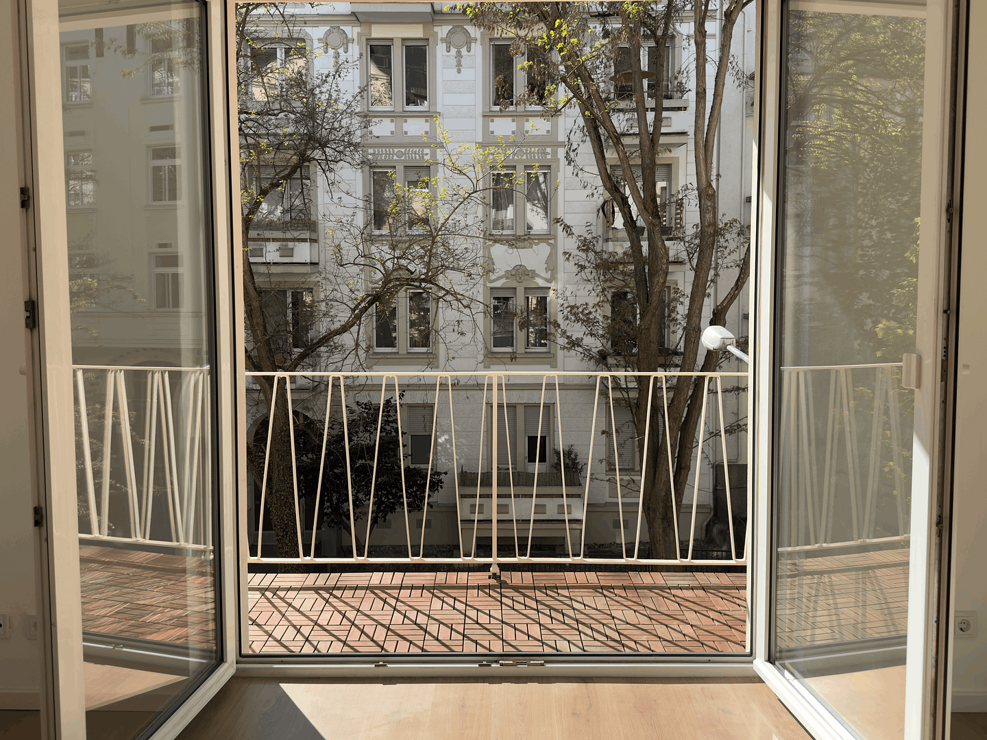 Frisch saniert & sofort verfügbar: Stilvolle 2-ZKB im Dichterviertel Wiesbaden – Lothringer Str. 29, 65195 Wiesbaden – Vorschaubild 5