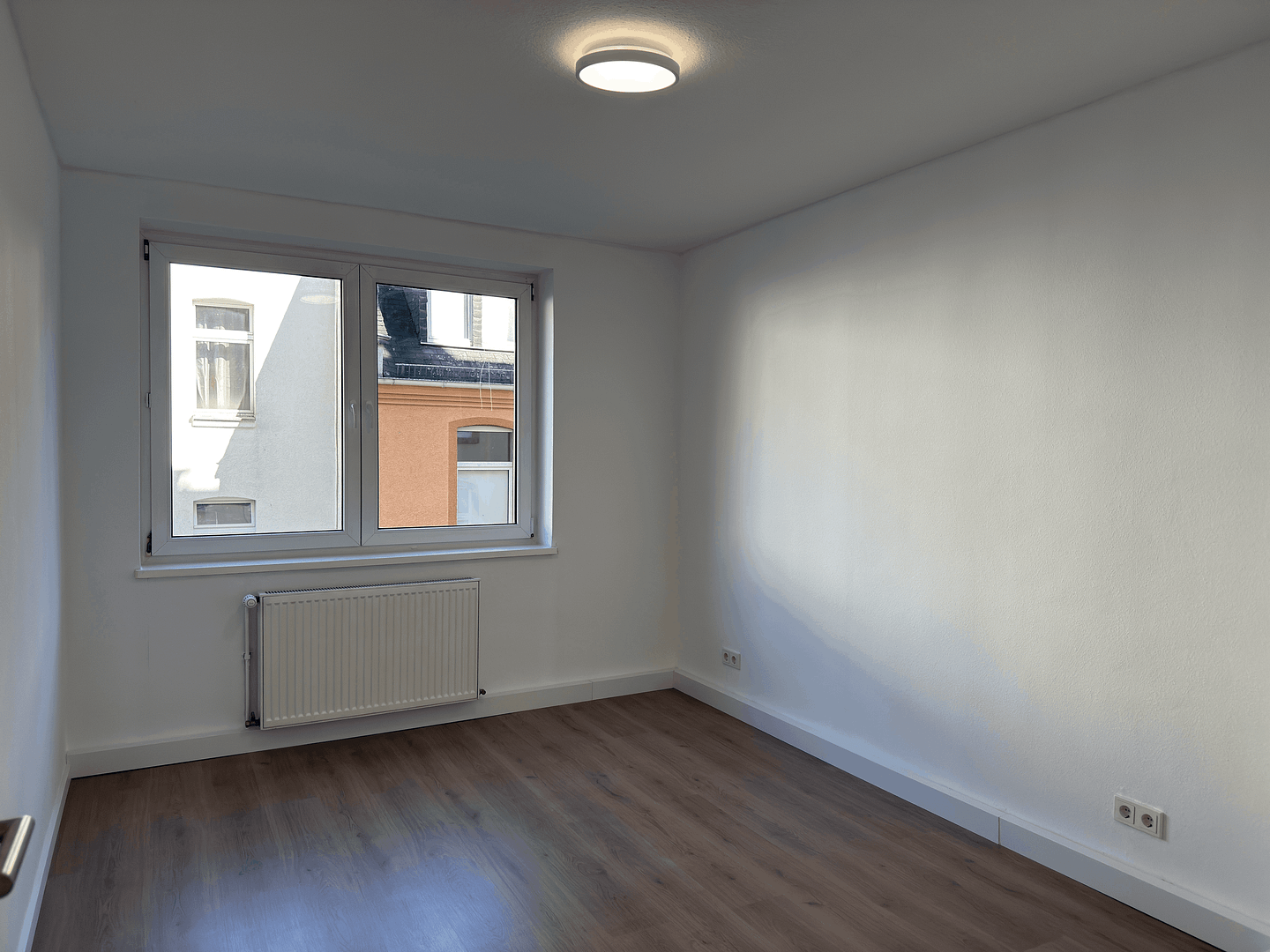 Frisch saniert & sofort verfügbar: Stilvolle 2-ZKB im Dichterviertel Wiesbaden – Lothringer Str. 29, 65195 Wiesbaden – Vorschaubild 7