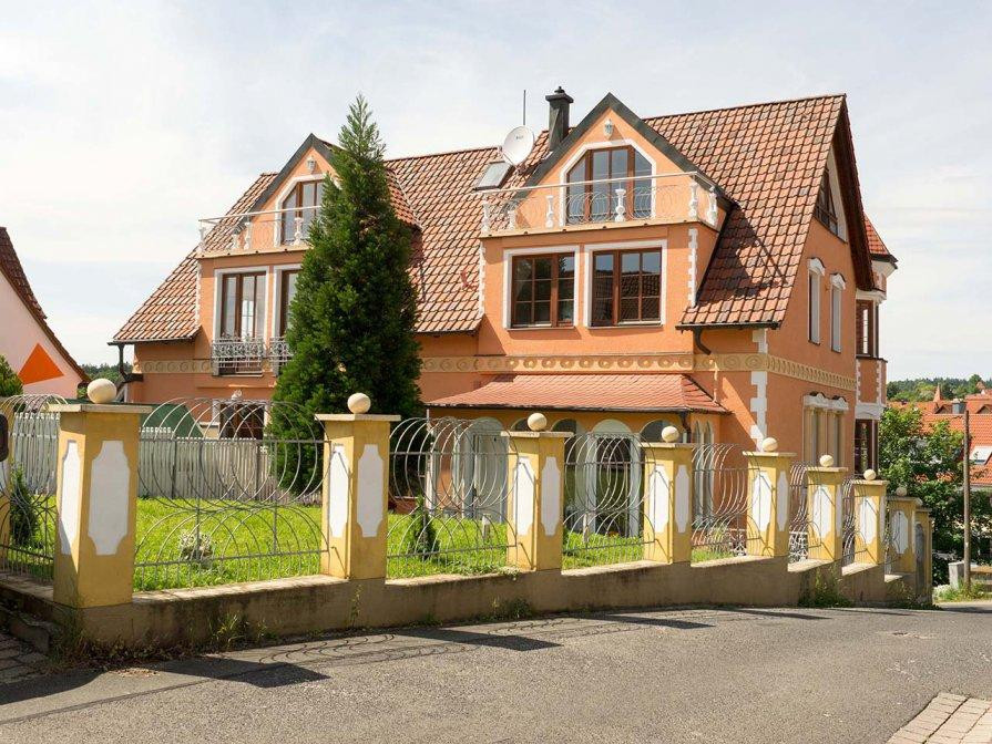Schlossartiges MFH/Mehrgenerationenhaus, gehoben und attraktive Rendite – Schnaittach – Vorschaubild 5