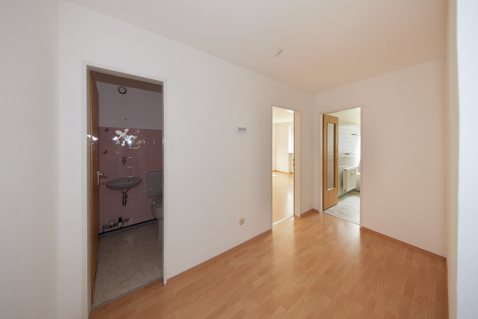 Erstbezug nach Modernisierung!!  3 Zimmer Top Lage!! – Nürnberg(Röthenbach) – Vorschaubild 13